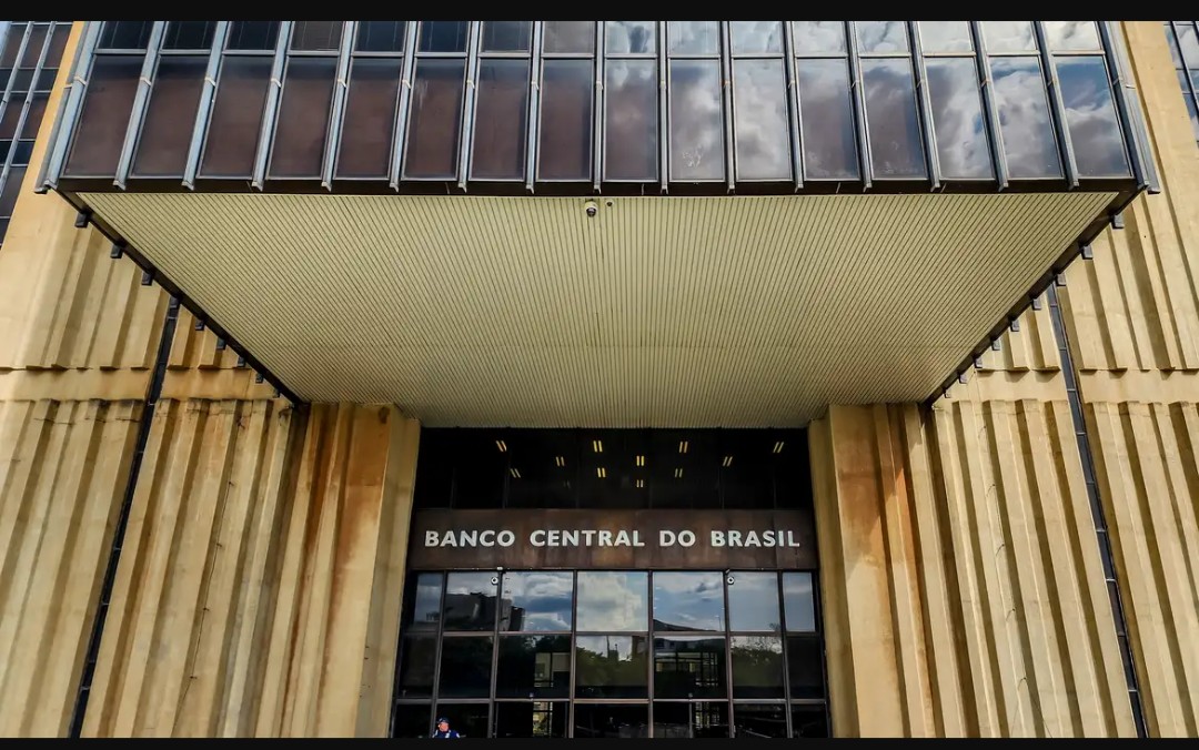 Contas públicas têm déficit de R$ 33,7 bilhões em maio