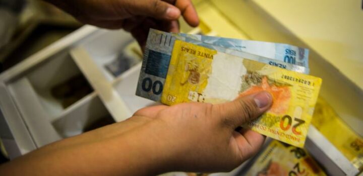 Mercado eleva previsão de expansão da economia para 2,18% em 2025
