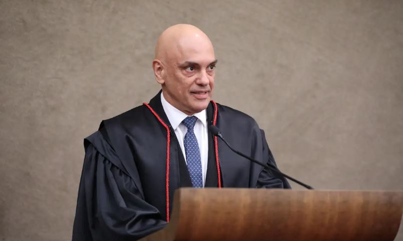 Você está visualizando atualmente Moraes manda prender Marcelo Câmara, ex-assessor de Bolsonaro
