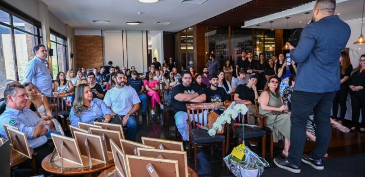 Encontro empresarial em parceria com a Abrasel foca na gestão eficiente em Salvador