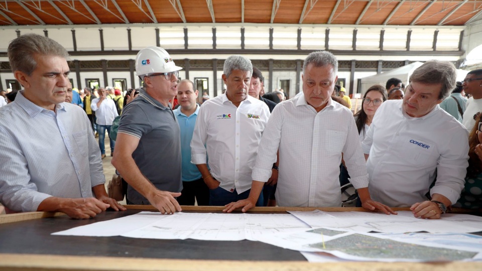 Obras do VLT avançam e Governo autoriza novas etapas   