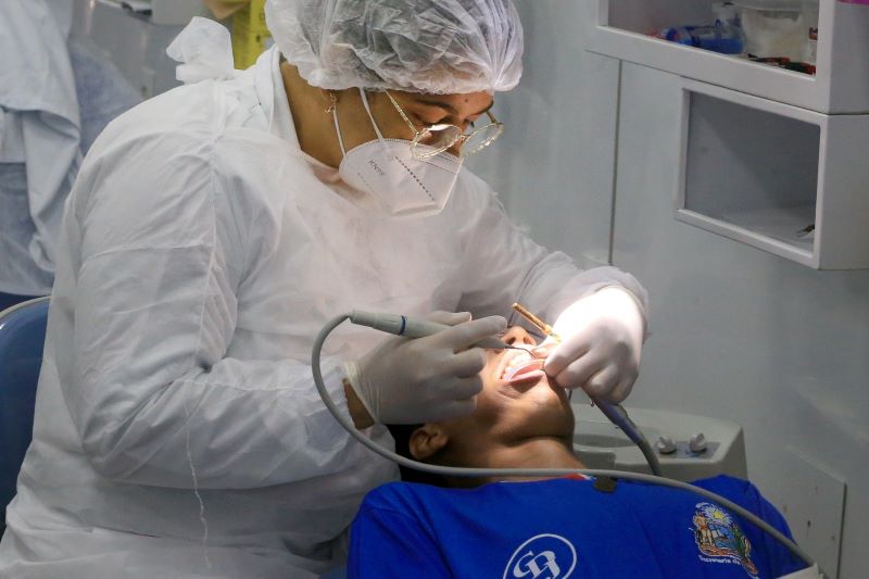 Volume de serviços na Bahia fica estável em maio
