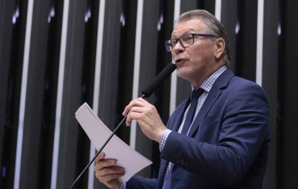 Câmara aprova crédito de R$ 30 bi para renegociação de dívidas de produtores rurais afetados por desastres climáticos