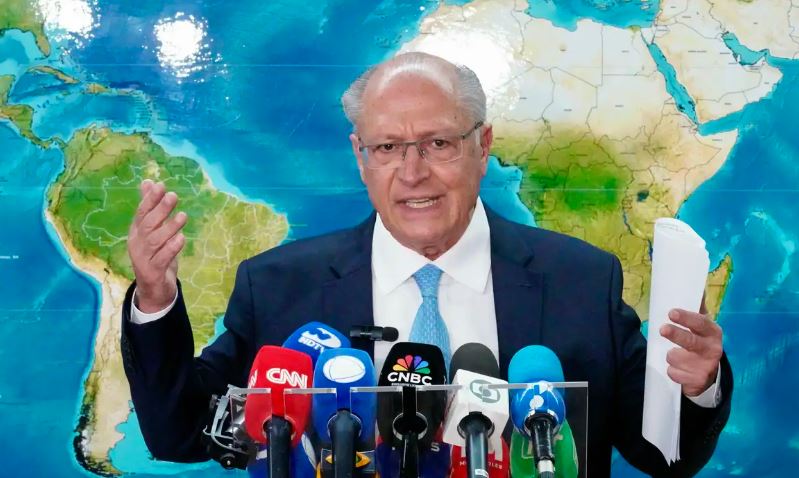 Tarifaço pode afetar 36% das exportações brasileiras, diz Alckmin