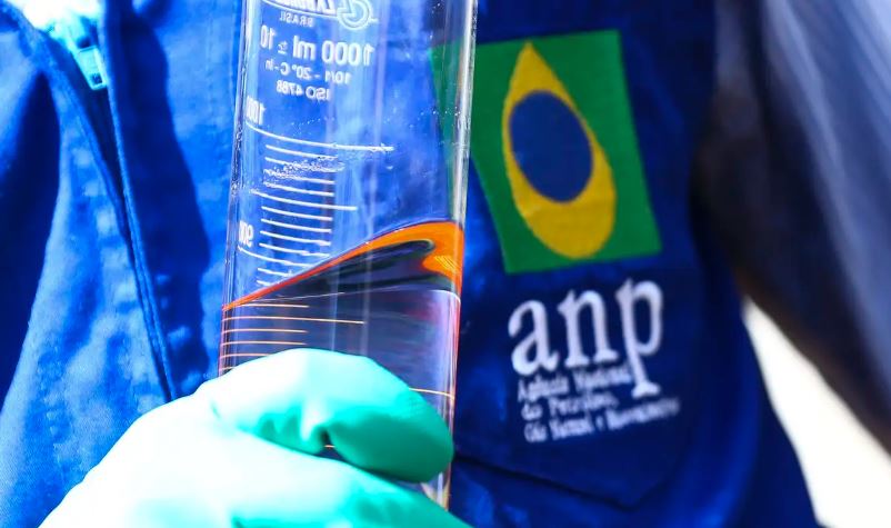 Você está visualizando atualmente ANP usa temporariamente FalaBR como canal de atendimento
