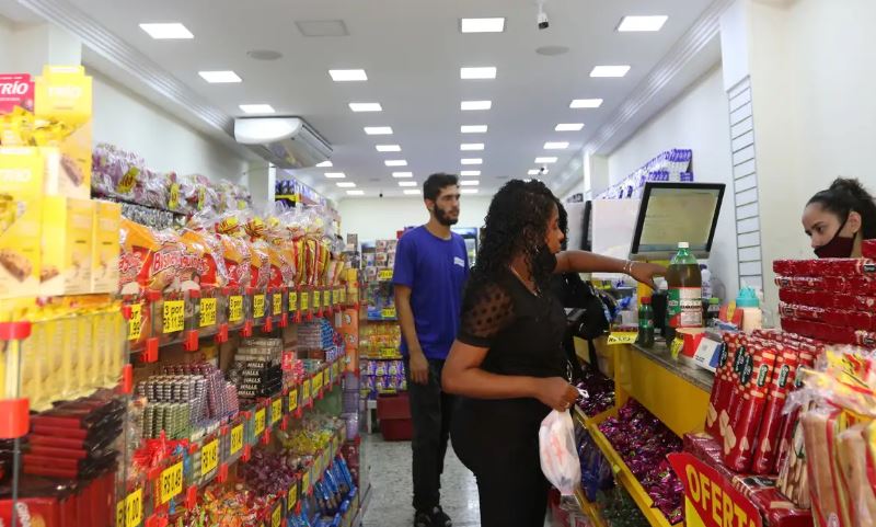 Confiança entre empresários baianos recua em junho, mas não anula reação captada no mês anterior