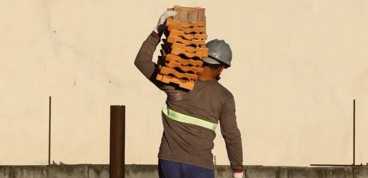 Vendas de materiais de construção tem leve retração em abril, revela estudo