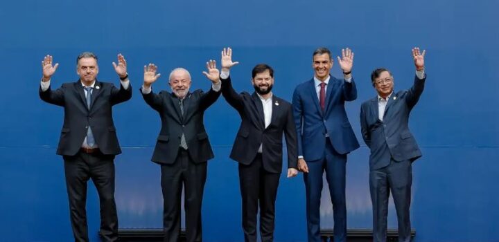 Lula e outros líderes convocam instituições em defesa da democracia