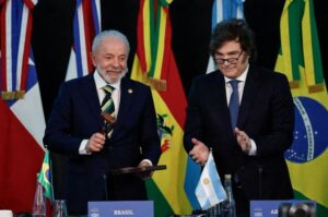 Leia mais sobre o artigo Brasil assume presidência do MERCOSUL com foco em integração regional e desenvolvimento sustentável
