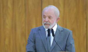 Leia mais sobre o artigo Lula veta aumento de número de deputados na Câmara