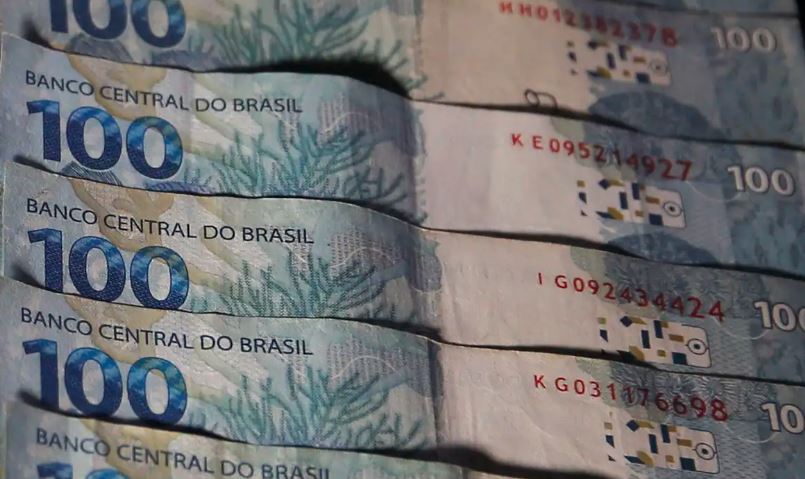 Mercado financeiro reduz previsão da inflação para 5,18%