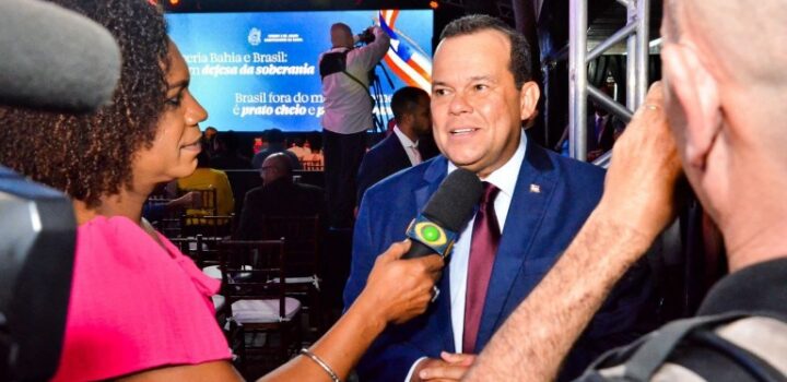 Geraldo Júnior participa de solenidade da Ordem do 2 de Julho