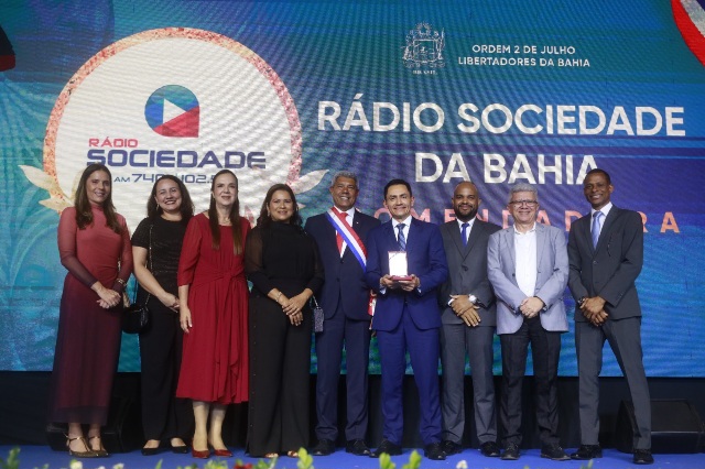 Governador entrega Medalhas da Ordem 2 de Julho em cerimônia no MAC Bahia