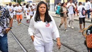 Leia mais sobre o artigo Vereadora Marta questiona prefeitura sobre  contrato do aterro sanitário