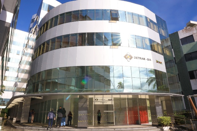 Selecionados no CNH da Gente e CNH na Escola devem entregar documentos até dia 29