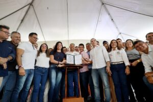Leia mais sobre o artigo Governador assina ordem de serviço para construir Hospital na região do Sisal