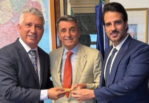 Leia mais sobre o artigo CBPM se reúne com Embaixada da Itália para fortalecer setor de rochas