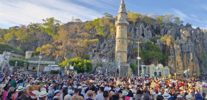 Romaria de Bom Jesus da Lapa mostra força do turismo religioso da Bahia
