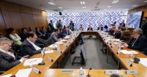 Leia mais sobre o artigo Câmara apresenta texto sobre adultização infantil nas redes em 30 dias