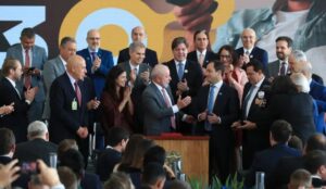 Leia mais sobre o artigo Lula assina decreto da TV 3.0 e novo sistema começa em 2026