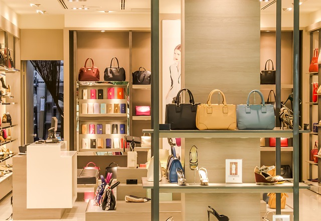 Varejo cresce 2,4% em julho, aponta Índice do Varejo Stone (IVS)