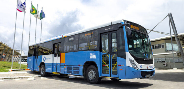 Marcopolo entrega 242 ônibus em Torino