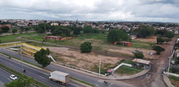 Governo faz cessão de terreno para construção de policlínica em Feira de Santana