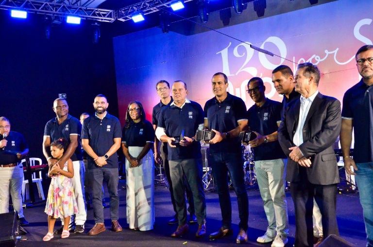 Geraldo Júnior vai à festa de 120 anos da Igreja Adventista