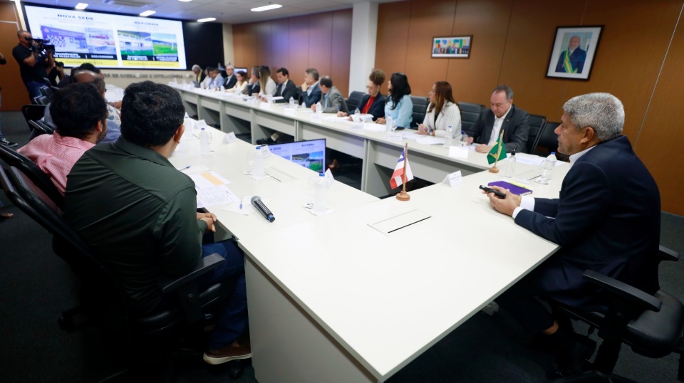 Saúde de Ubaíra terá incremento de ambulâncias entregues pelo Estado