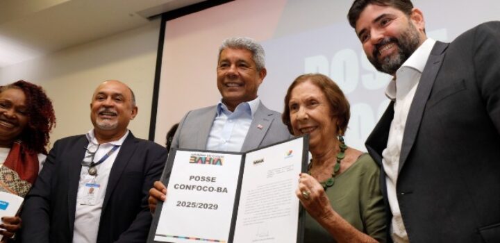 Estado empossa 44 novos conselheiros e nova presidente do Confoco na Bahia