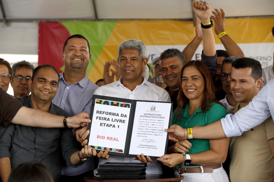 Rio Real recebe unidade de beneficiamento da citricultura do Governo do Estado