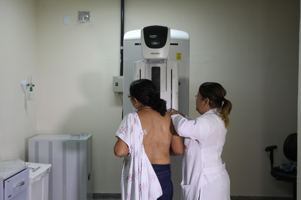 Governo do Estado abre Outubro Rosa com oferta de 40 mil mamografias