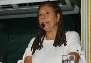 Leia mais sobre o artigo Projeto de Marta Rodrigues quer bebedouros em praças públicas de Salvador