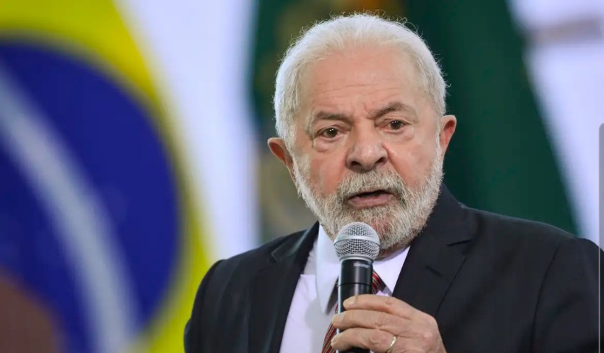 Lula conversa por telefone com a presidenta da Comissão Europeia