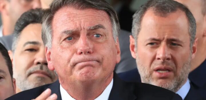 Por 4 a 1, STF condena Bolsonaro e mais sete pelo 8 de janeiro