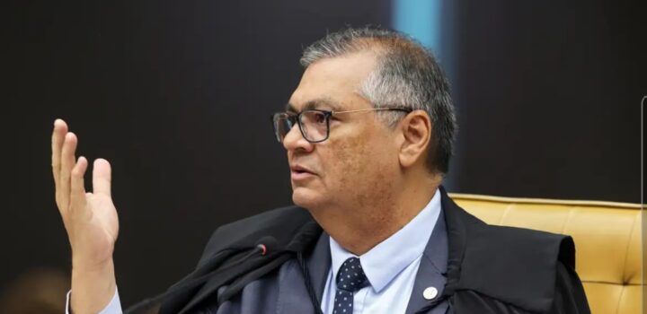 Dino suspende repasses de “emendas Pix” a nove municípios