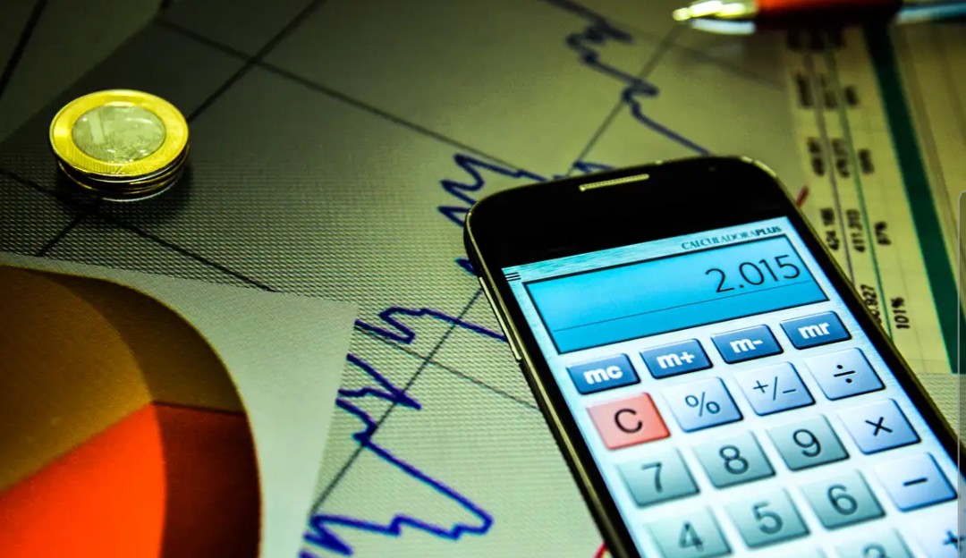 Mercado financeiro projeta inflação de 4,83% em 2025