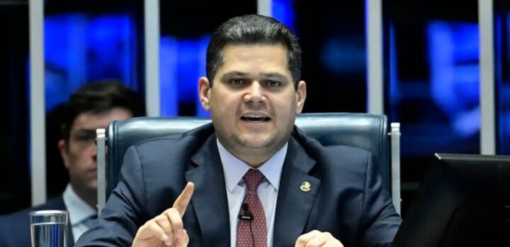 Alcolumbre manda arquivar PEC da Blindagem após rejeição da CCJ