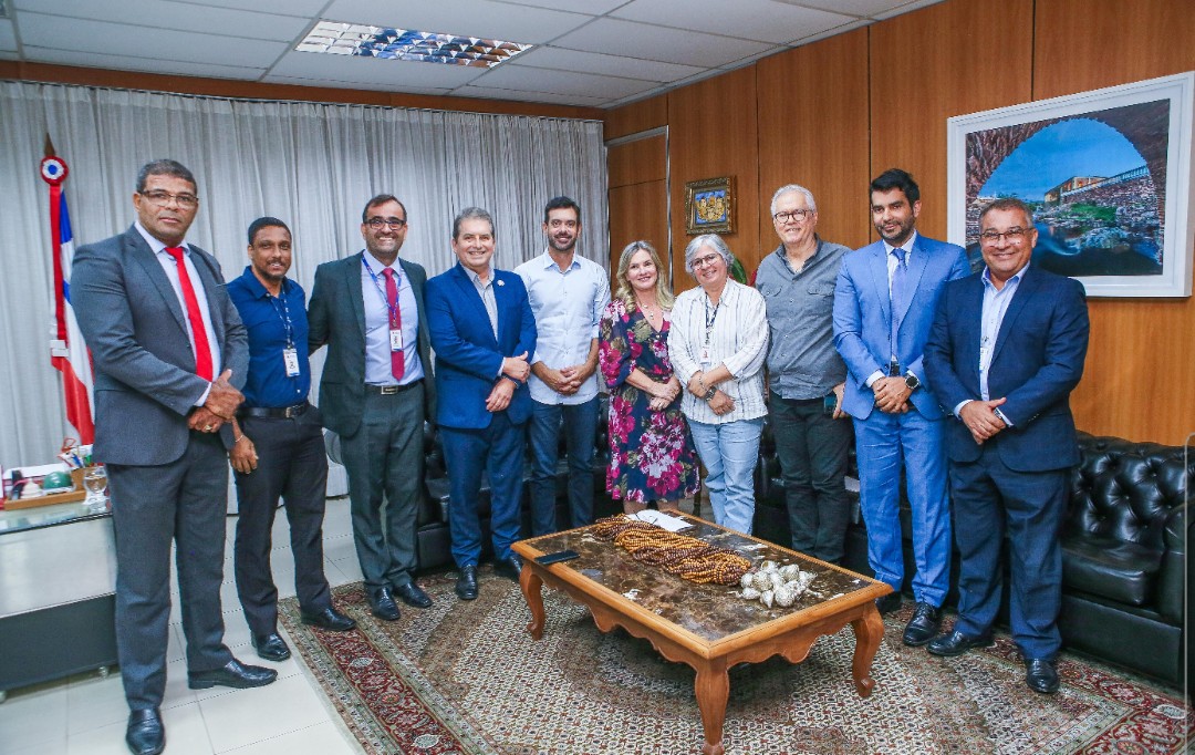 Ivana Bastos fecha acordos com o Sindicato dos Servidores da Assembleia Legislativa da Bahia