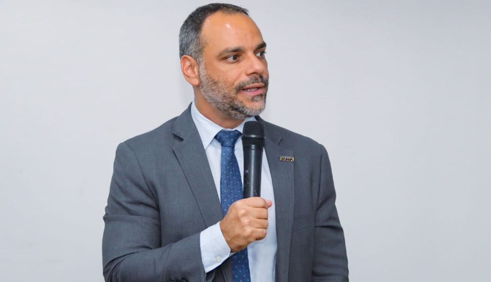 Augusto Vasconcelos comemora mais de 55 mil trabalhadores qualificados na gestão Jerônimo