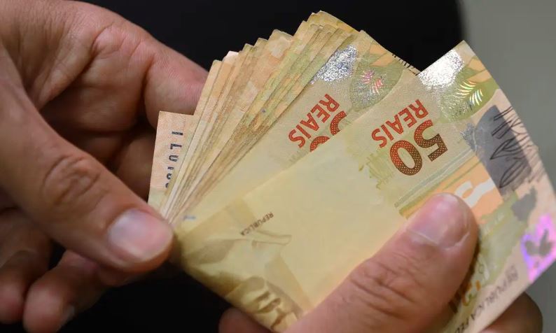 Simples Nacional sob ameaça: IBPT revela que maioria das empresas perderá competitividade