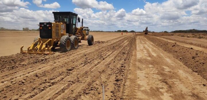 Pista de pouso e decolagem começa a ser ampliada no Aeroporto João Durval Carneiro