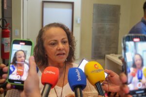 Leia mais sobre o artigo Aladilce encaminhou votos a favor dos projetos do Magistério e do empréstimo para a Stec
