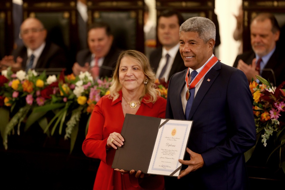 Jerônimo Rodrigues recebe homenagem durante abertura do XVII Consepre