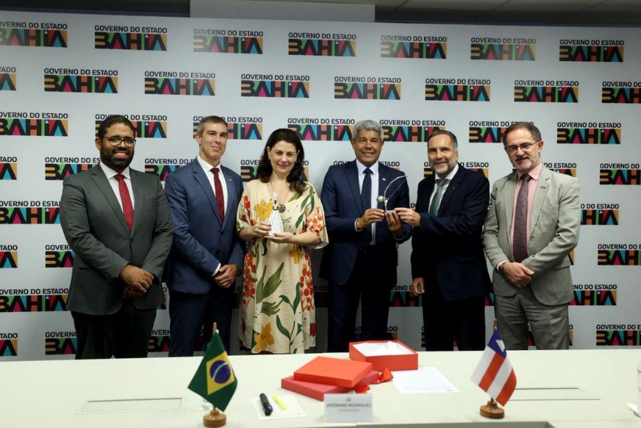Governador reafirma compromisso com o  segurança de baianos e baianas<br>