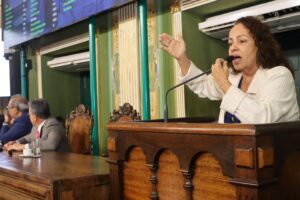 Leia mais sobre o artigo Aladilce alerta para dúvidas sobre desapropriação de bens imóveis
