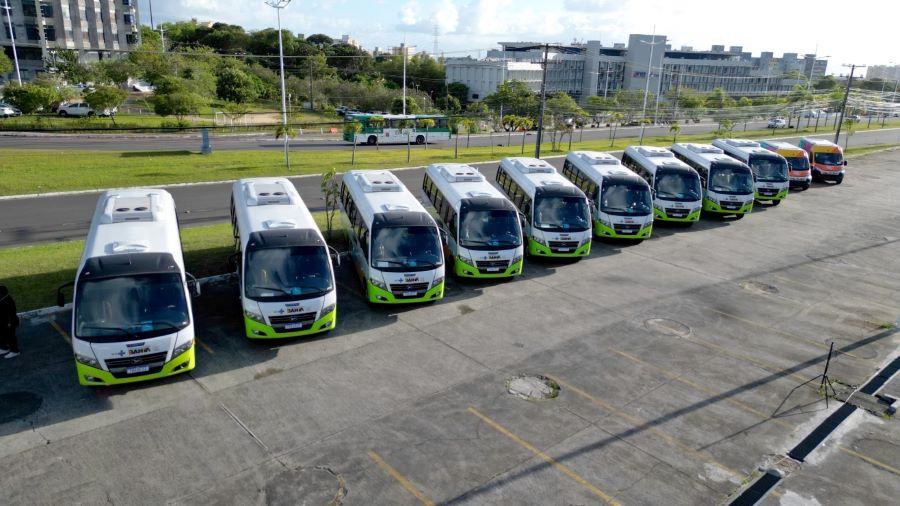 Governo entrega veículos novos e amplia cobertura de saúde em cidades do interior baiano