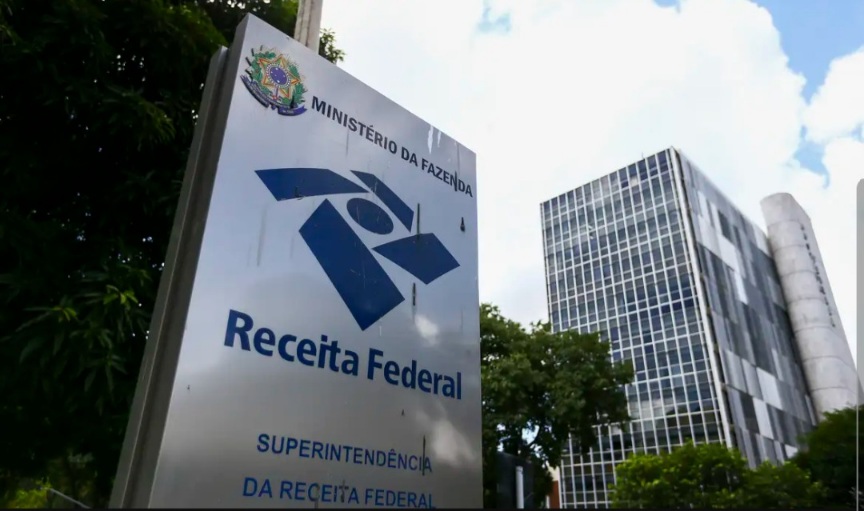 Mais de 60% das declarações retidas na malha do IRPF 2025 já foram liberadas por autorregularização