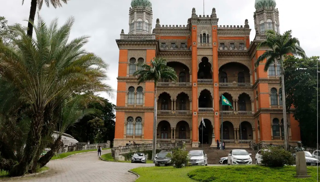 Fiocruz abre 162 vagas para estágio no país
