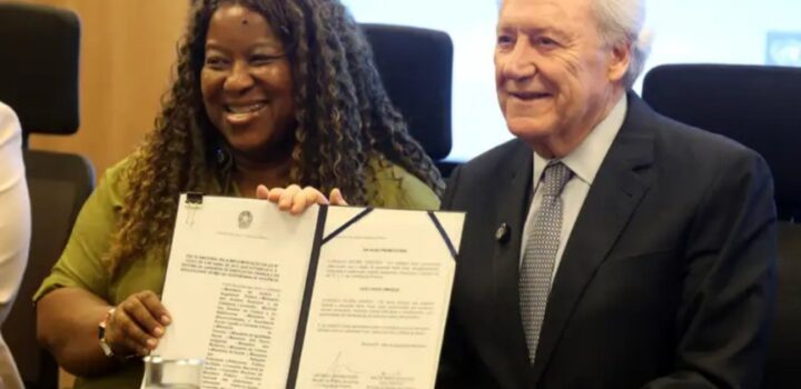 Governo anuncia classificação indicativa para apps e nova faixa etária